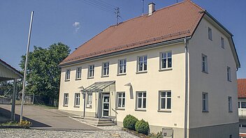 Bild: Rathaus Ballendorf
