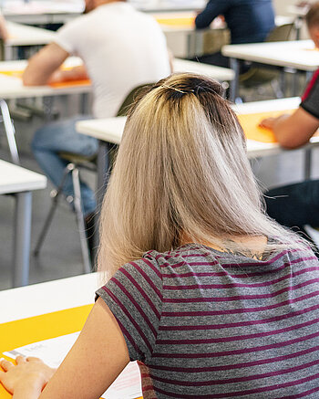 Bild: Sprachprüfung an der vh ulm