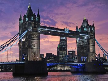 Bild einer Brücke in London