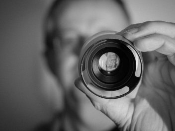 &copy; Klaus Lindemann